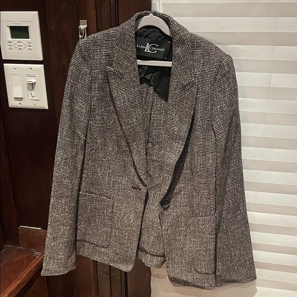 Luisa Cerano  Textured Black and White Blazer